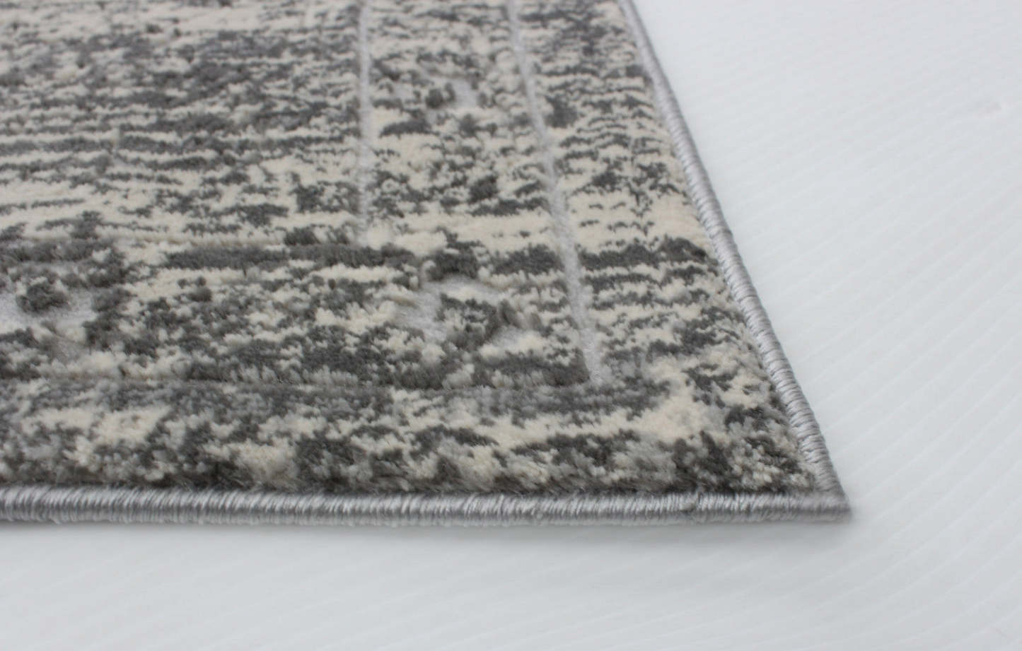 Tapis Dayna Gris 6'7 X 9'6 Tapis|Carpette Dayna grise 6 pi 7 po x 9 pi 6 po