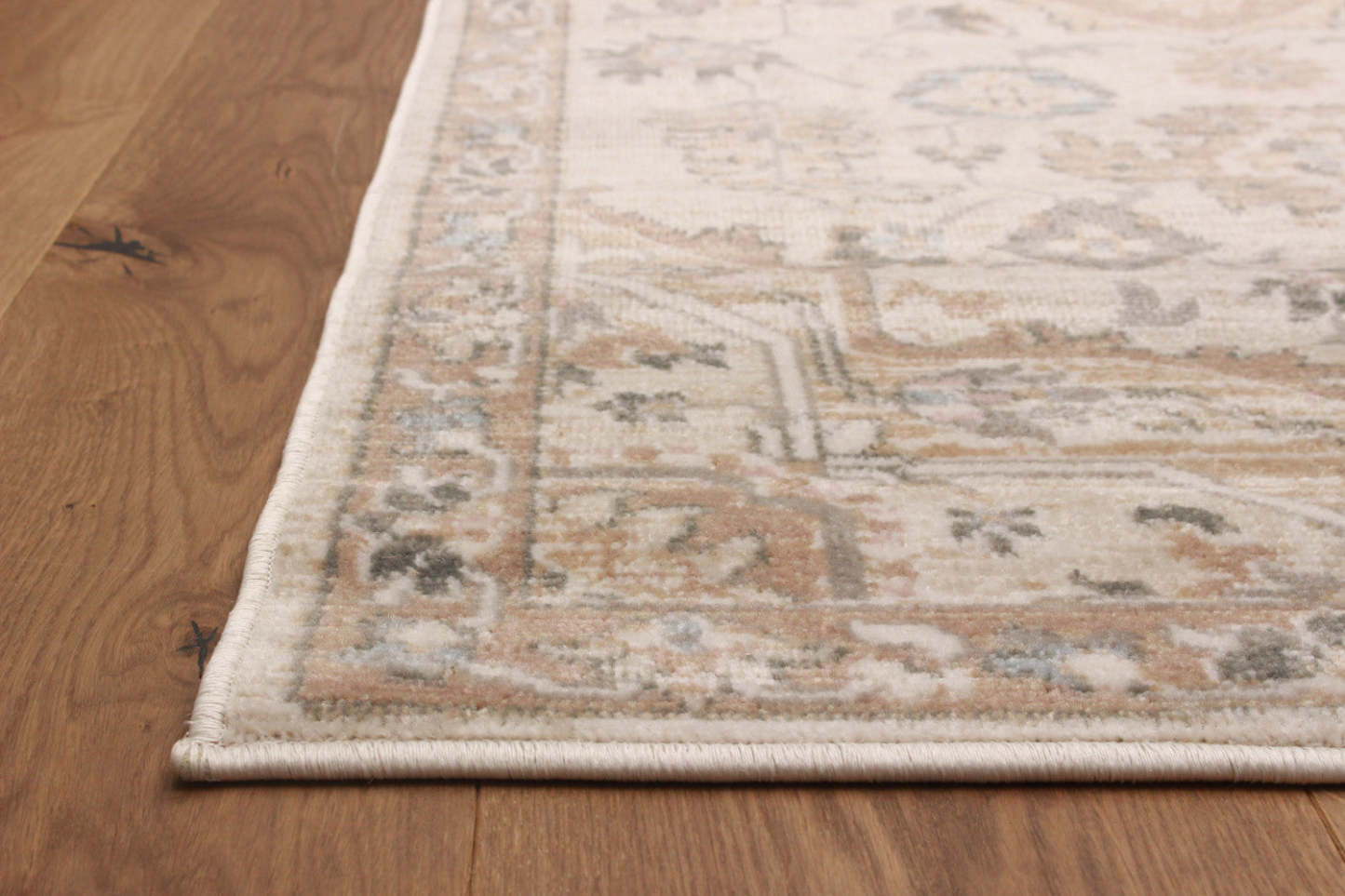 Carpette longue Arden beige - 2 pi 8 po x 8 pi 2 po