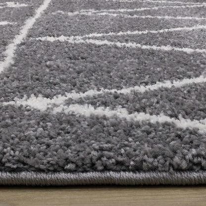 Fairmont Zig Zag Rows Area Rug - 7'10 x 10'6|Carpette Fairmont à motifs de rangées en zigzag - 7 pi 10 po x 10 pi 6 po
