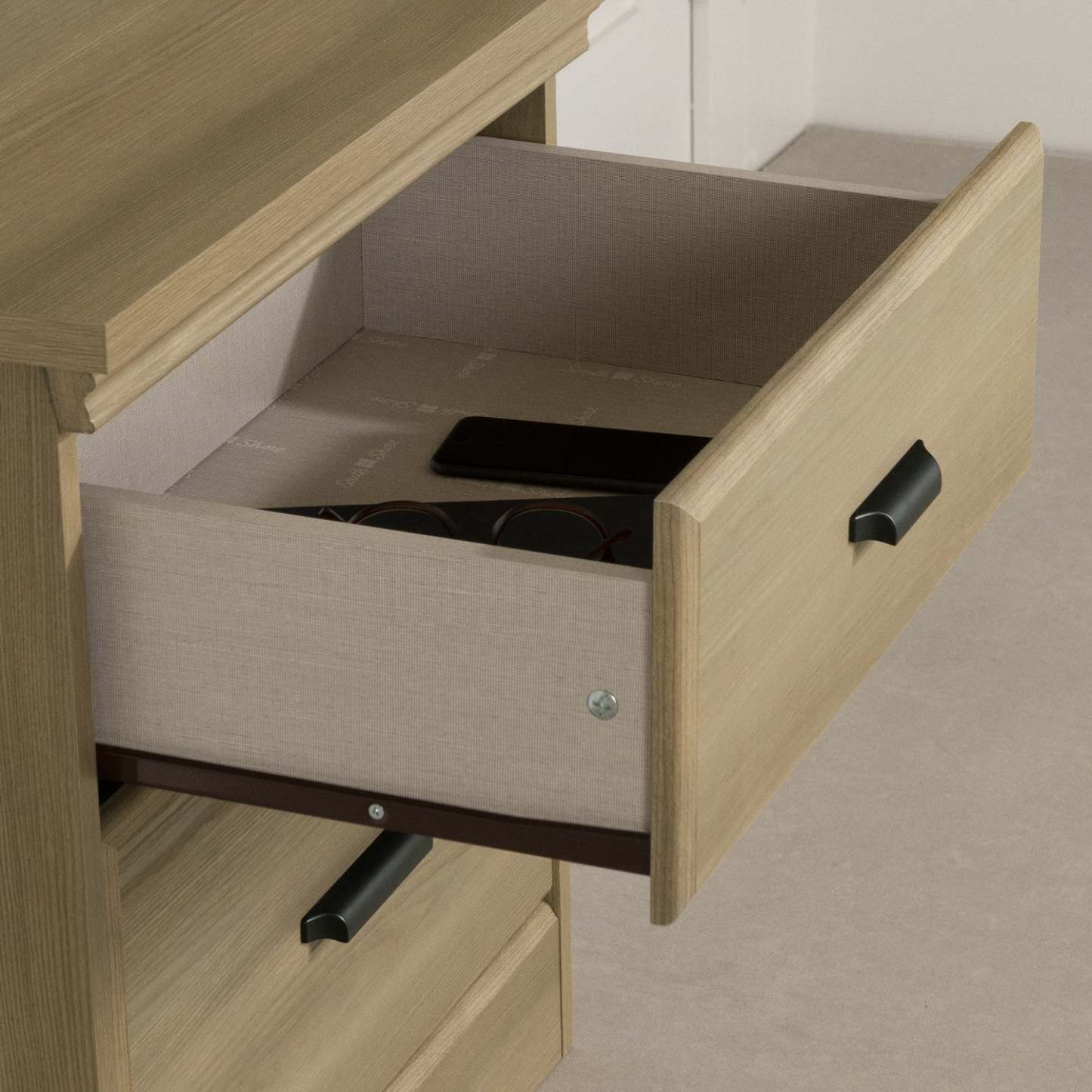 Versa 2-Drawer Nightstand - Frêne naturel|Table de nuit Versa à 2 tiroirs - frêne naturel