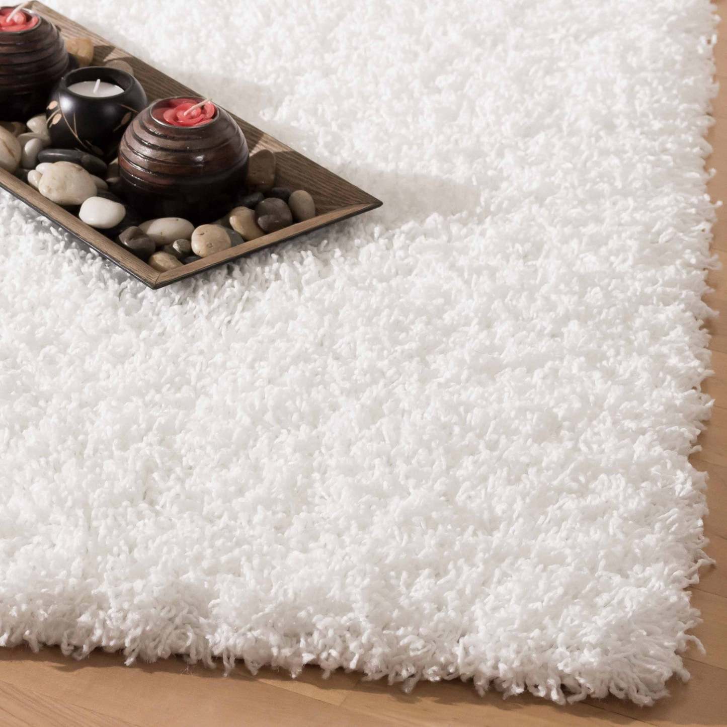 Victoria White Shag 4 x 6 Area Rug|Carpette à poils longs Victoria blanche 4 x 6|D80G8O54