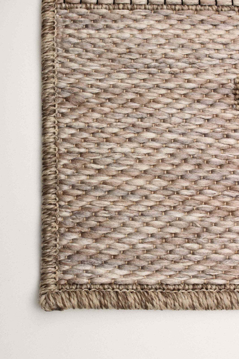 Tapis Atlas Taupe - 2'8 x 8'2|Carpette Atlas taupe - 2 pi 8 po x 8 pi 2 po