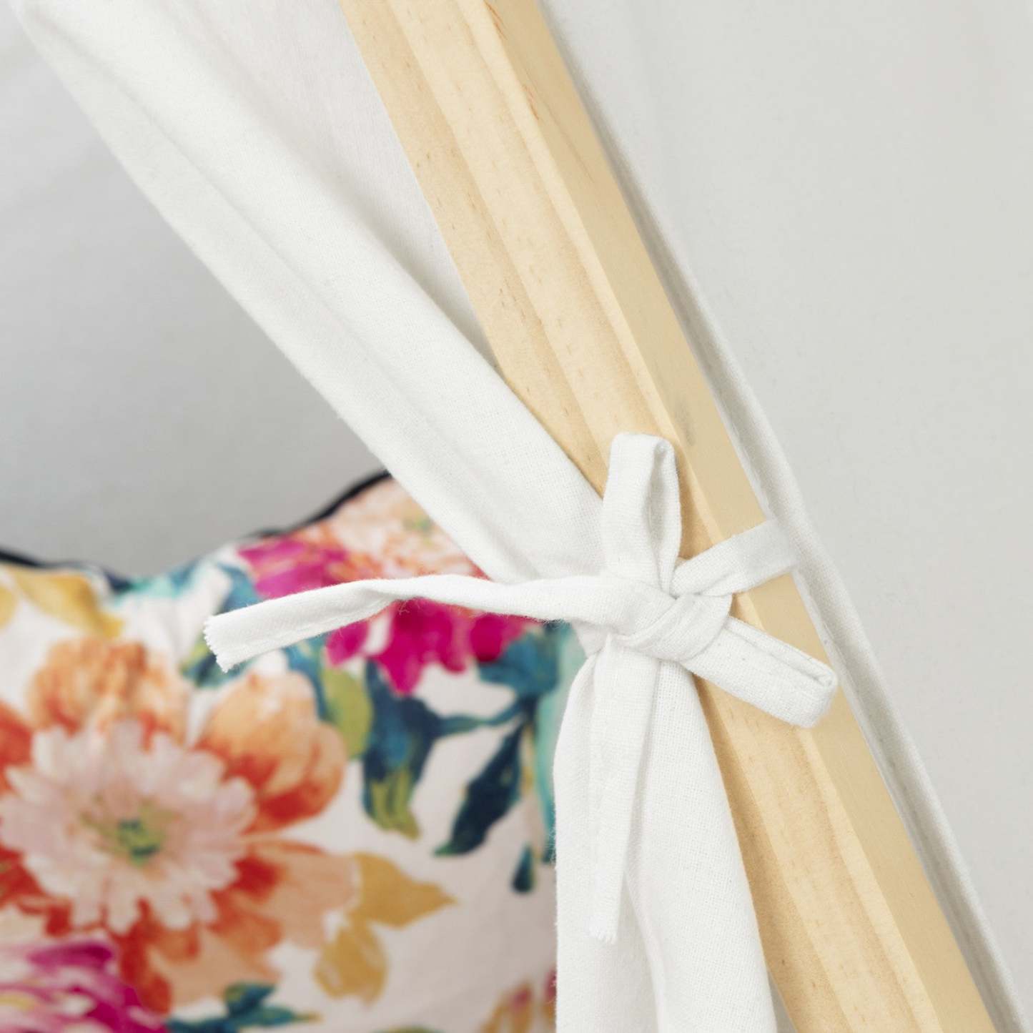 Sweedi Tente de jeu avec tableau - Blanc et Naturel | Sweedi Play Tent With Chalkboard - White and Natural | D83GB966