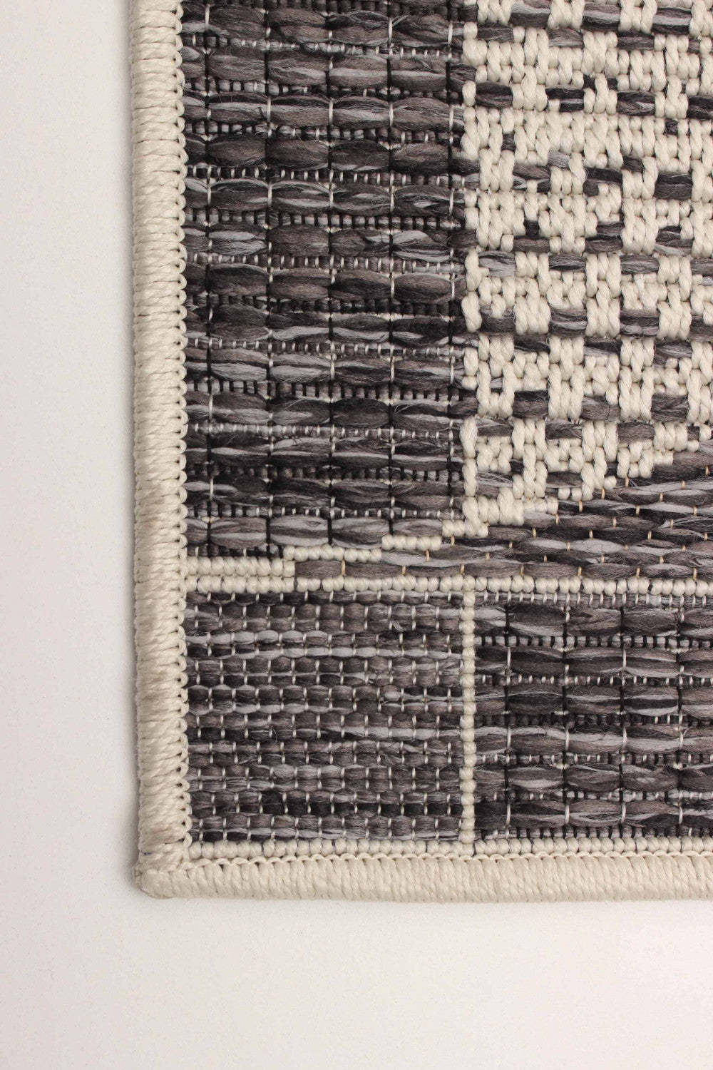 Tapis Bodhi gris - 2'8 x 8'2|Carpette Bodhi grise - 2 pi 8 po x 8 pi 2 po