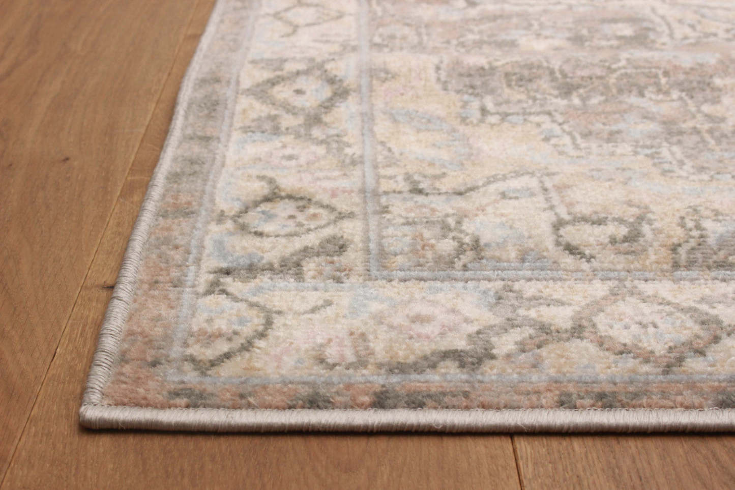 Carpette longue Ashby brun clair - 2 pi 8 po x 8 pi 2 po