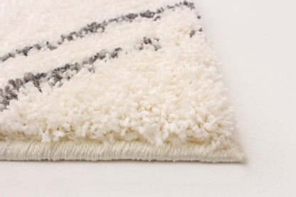 Gael Ivory Shag 3'11 x 6'0 Area Rug|Tapis à poil long Gael ivoire 3 pi 11 po x 6 pi 0 po|D86FDLRU