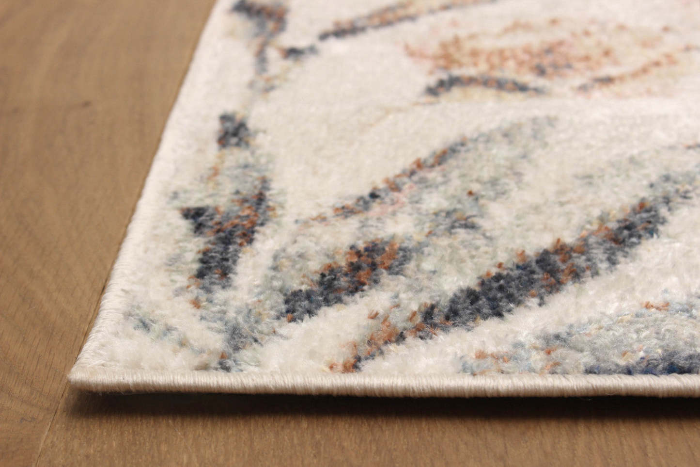 Tapis ivoire Rosette - 5'0 X 8'0 | Carpette Rosette ivoire - 5 pi 0 po x 8 pi 0 po