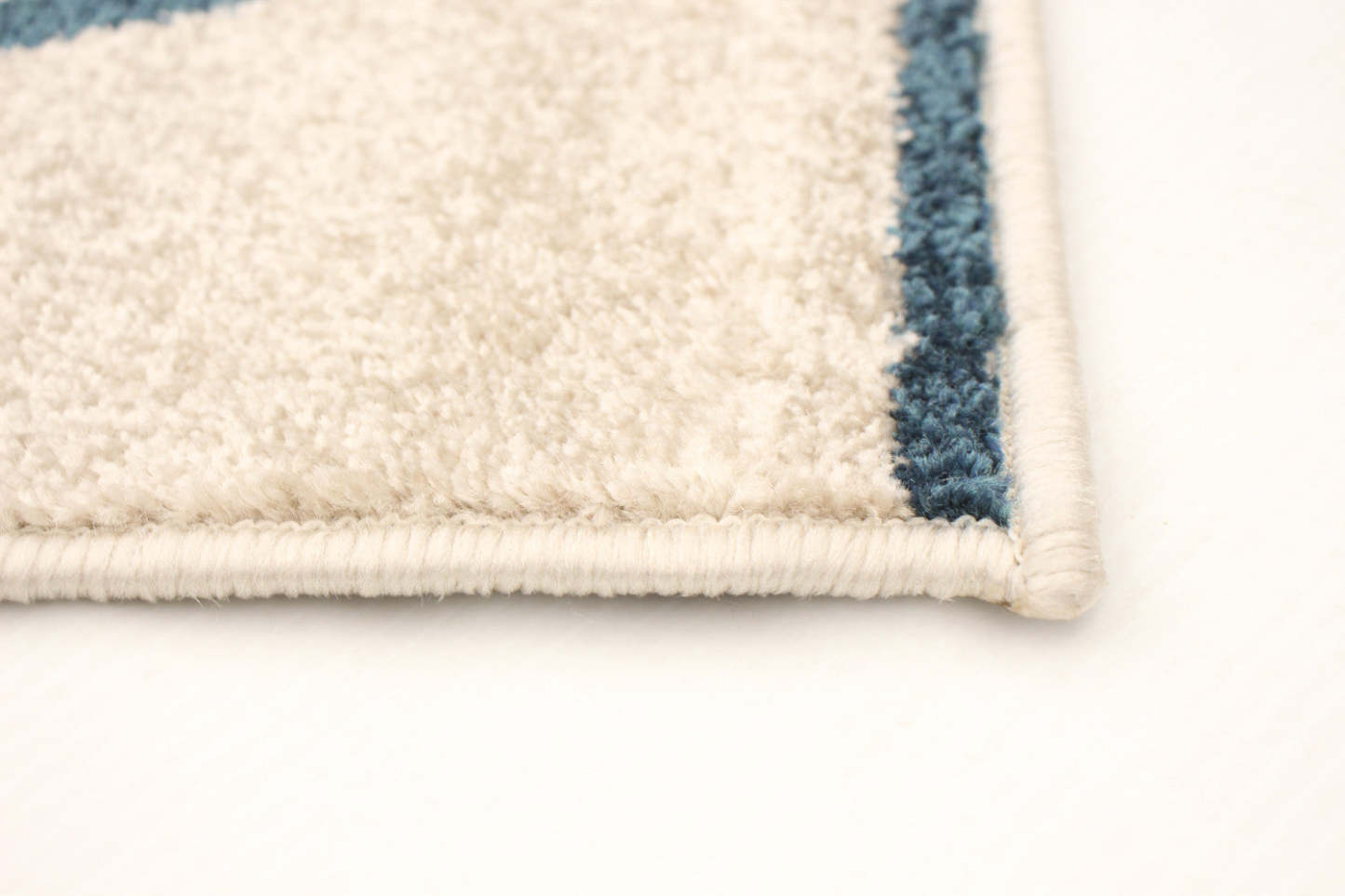 Tapis Anandi ivoire-bleu - 7'10 x 10'2|Carpette Anandi ivoire-bleu - 7 pi 10 pox 10 pi 2 po| D2A9N9Q5