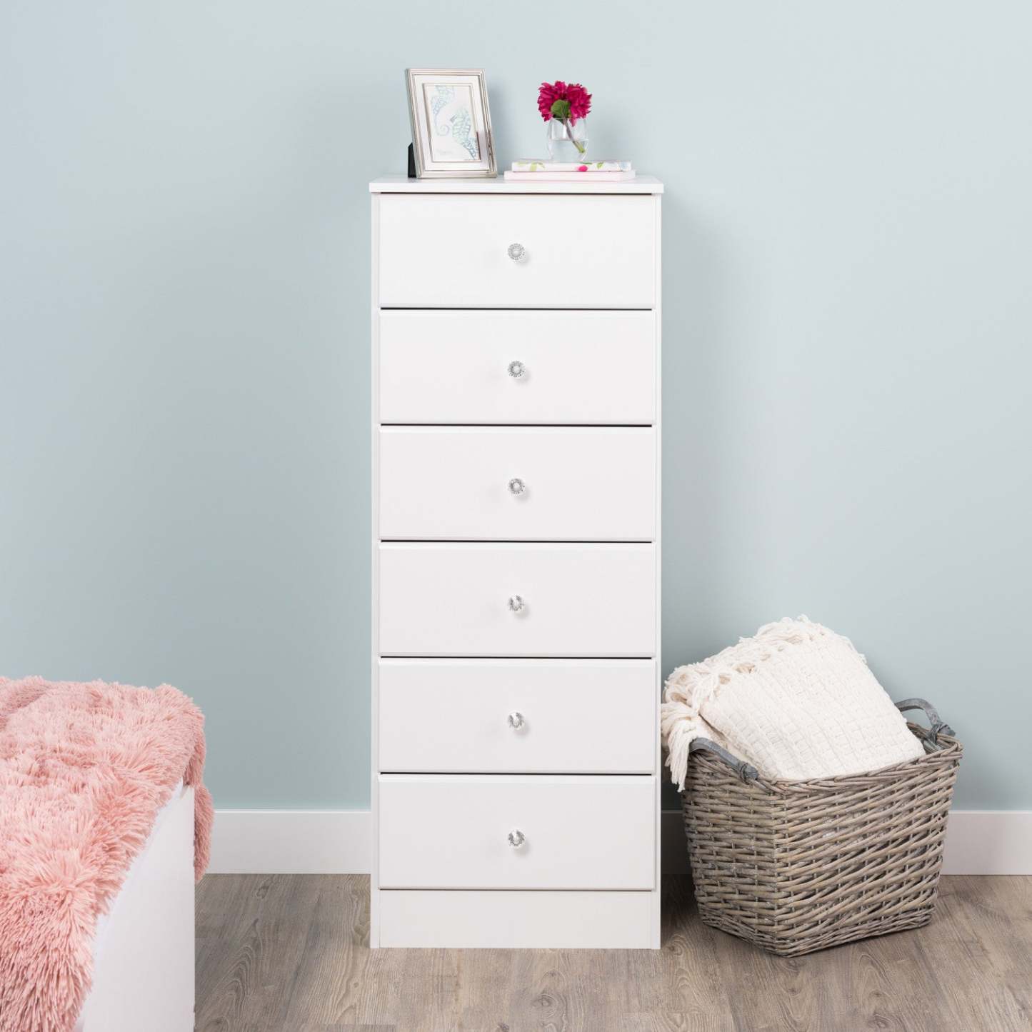 Commode haute Astrid Kids 6-Drawer - Blanc|Commode verticale haute Astrid à 6 tiroirs pour enfants - blanche