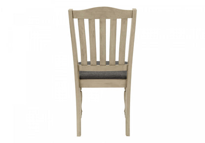 Ensemble de 2 chaises de salle à manger côté cuisine tissu gris antique pieds en bois transitionnel|Ensemble de 2 chaises de salle à manger de style transitionnel avec tissu gris antique et pattes en bois pour la cuisine et la salle à manger