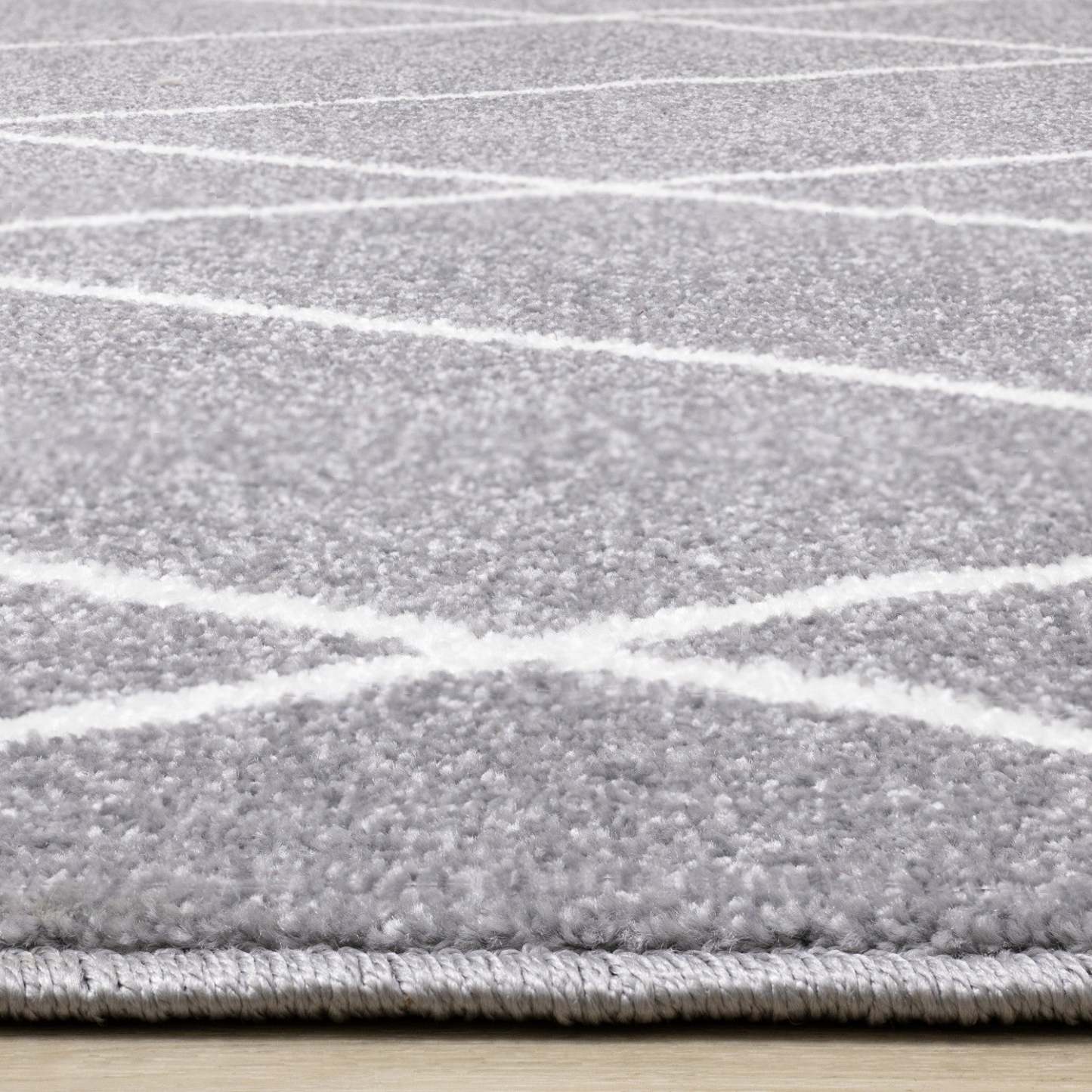 Tapis Covington à lignes géométriques - 6'7 x 9'10|Carpette Covington à motifs de lignes géométriques - 6 pi 7 po x 9 pi 10 po