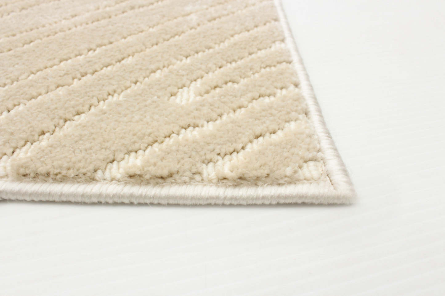 Tapis Lane ivoire 2'8 x 4'11|Carpette Lane ivoire 2 pi 8 po x 4 pi 11 po|D86F9UC4