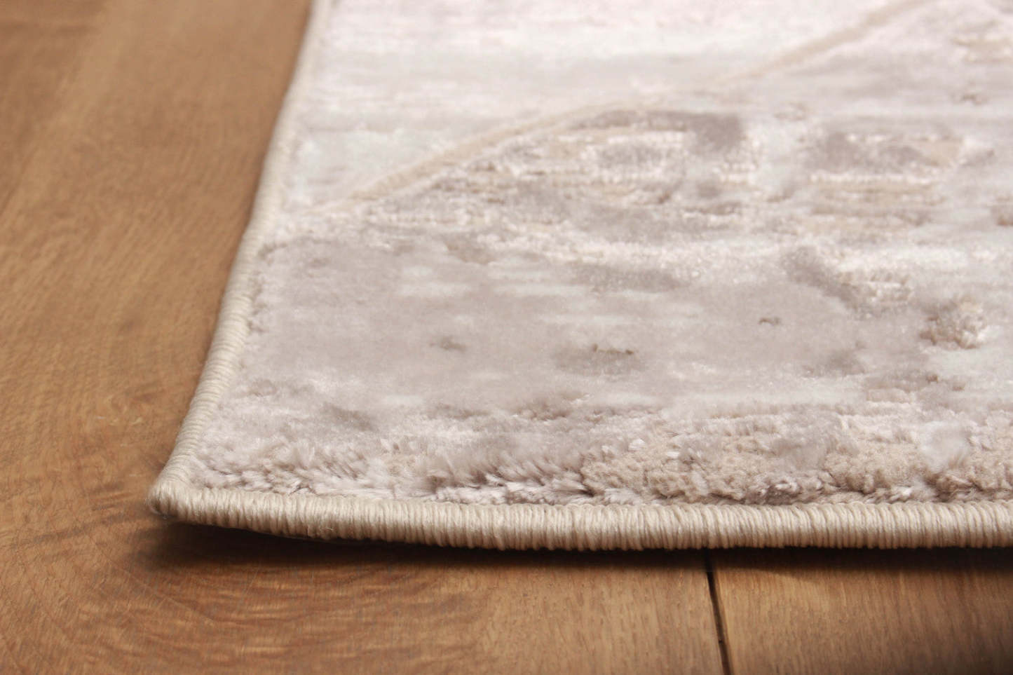 Tapis ivoire Vivian - 8'0 X 10'0 | Tapis Vivian ivoire - 8 pi 0 po x 10 pi 0 po