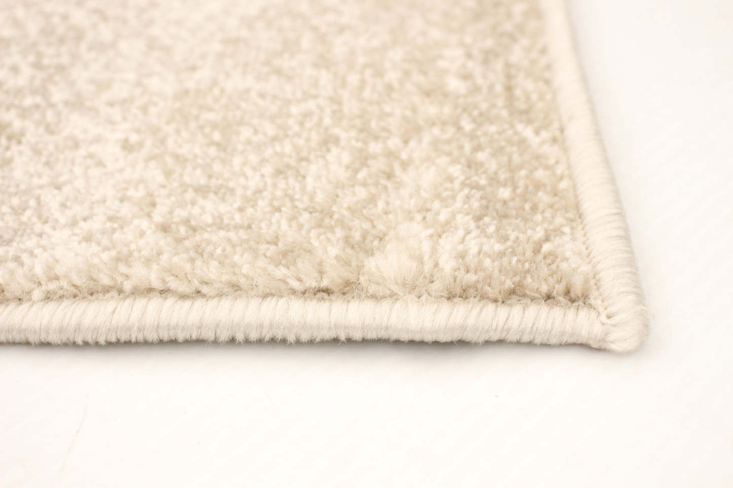 Carson Cream-Green Area Rug - 3'11 x 5'7|Carpette Carson crème-verte - 3 pi 11 po x 5 pi 7 po| D2AHPPQR