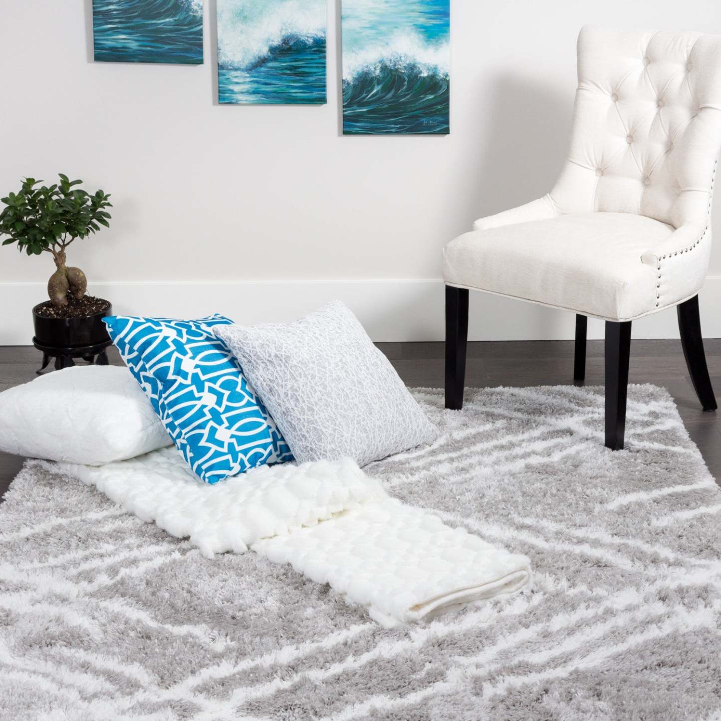 Ker Grey Lines 8x11 Area Rug|Carpette Ker grise à rayures 8 x 11|D80GIOP4