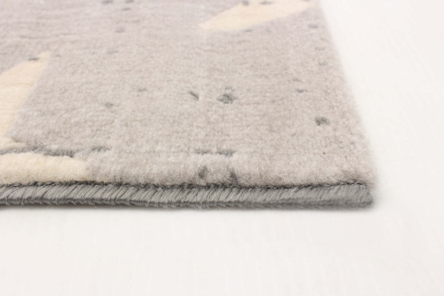 Tapis Ira gris clair 2'8 x 4'11 | D86FCM7M