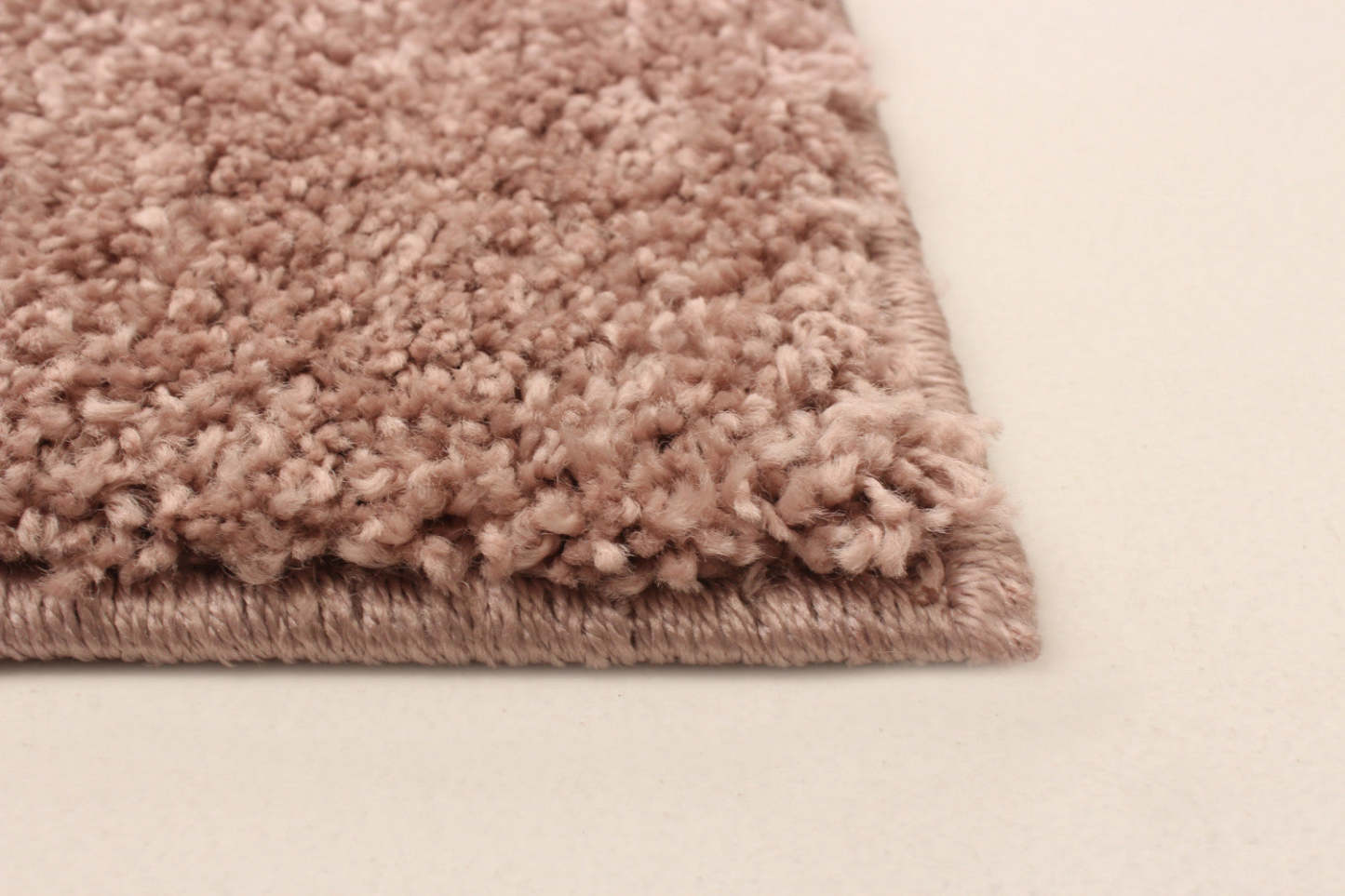 Lona Pink Shag 7'10 x 10'0 Area Rug|Carpette à poil long Lona rose 7 pi 10 po x 10 pi 0 po|D86F7JY3