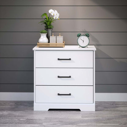 Prepac Rustic Ridge Farmhouse 3-Drawer Nightstand - White|Table de nuit champêtre Rustic Ridge de Prepac à 3 tiroirs - blanche