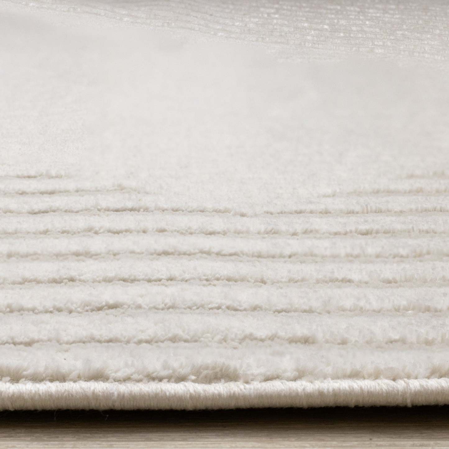 Tapis Hudson Modern géométrique beige crème - 7'10 x 10'6|Carpette Hudson crème et beige à motif géométrique moderne - 7 pi 10 po x 10 pi 6 po