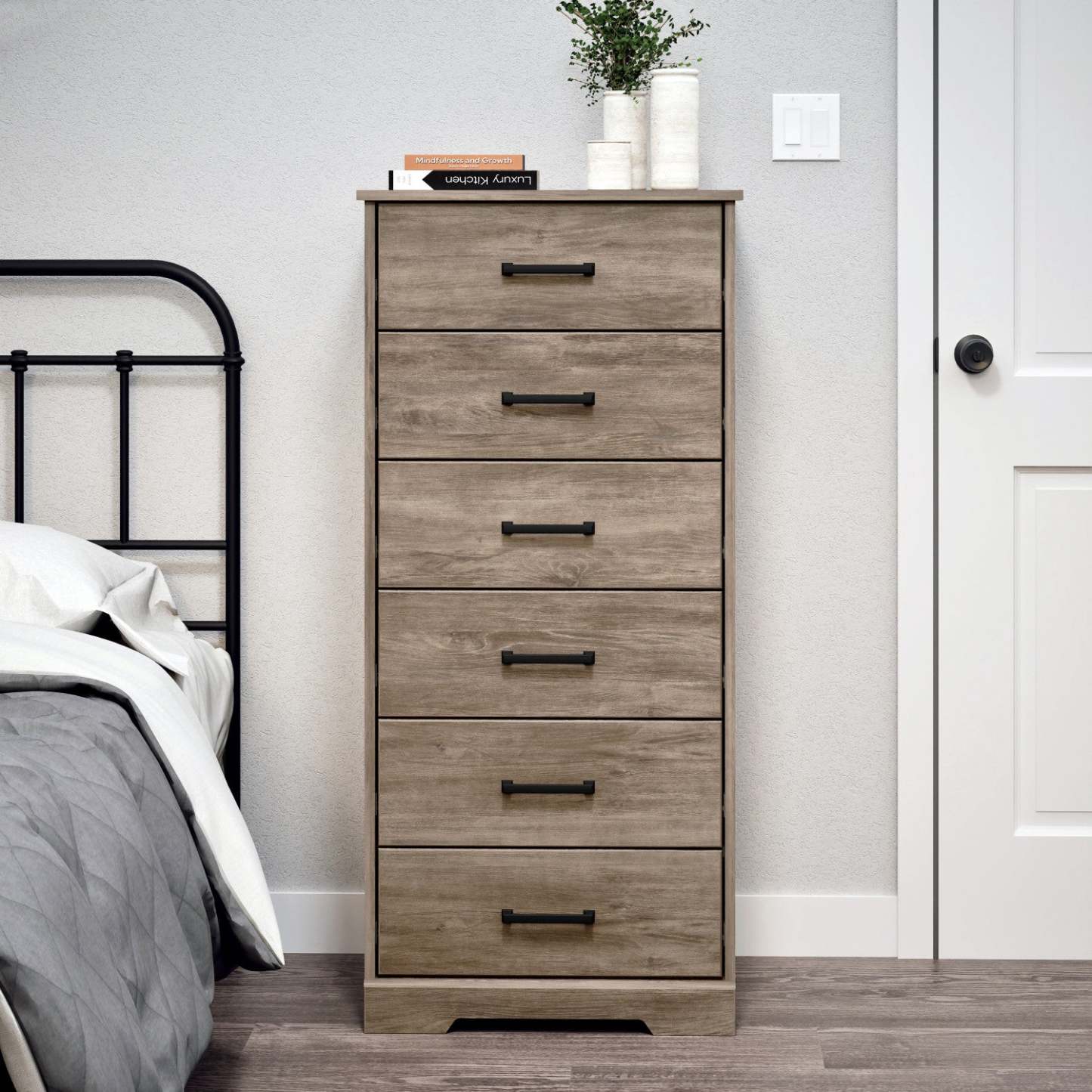 Prepac Rustic Ridge 23.75 6-Drawer Chest - Brown|Commode verticale Rustic Ridge de Prepac de 23,75 po à 6 tiroirs - brune