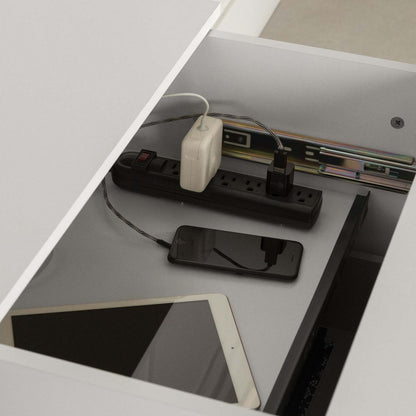 Table de nuit Vito avec station de recharge et tiroirs - Blanc pur | Vito Table De Nuit Avec Station De Chargement - Blanc Solide