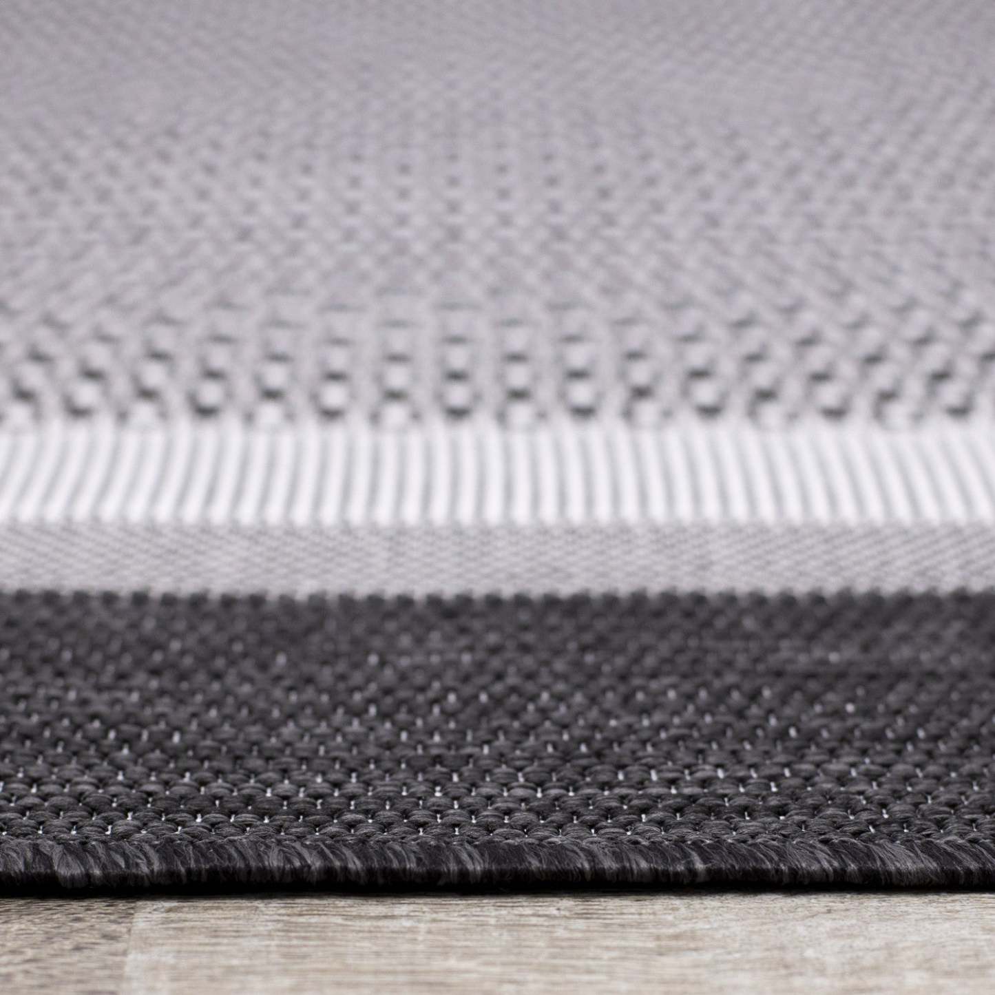 Jackson Flatweave Area Rug - 7'10 x 10'6|Carpette Jackson à tissage à plat - 7 pi 10 po x 10 pi 6 po