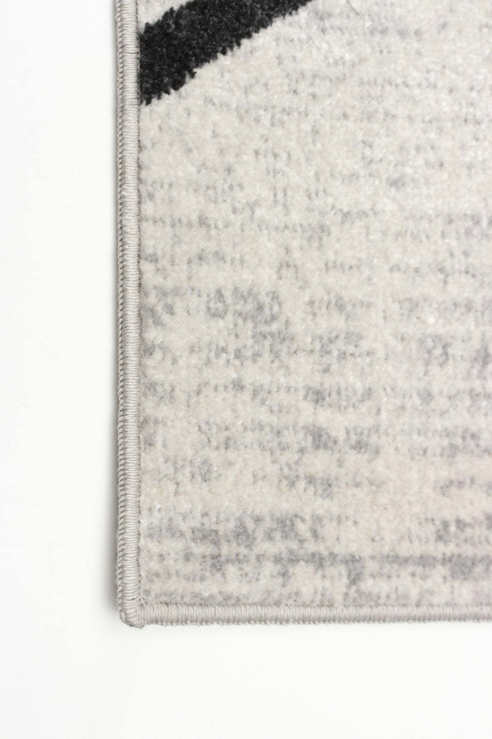 Tapis Damali ivoire/noir lavable en machine - 3'0 x 5'0|Carpette Damali ivoire et noire lavable à la machine - 3 pi 0 po x 5 pi 0 po|D86F85CW