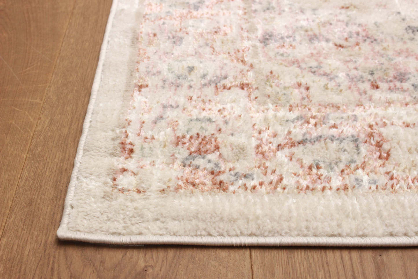 Bijara Copper Runner Area Rug - 2'8 X 8'2 | Tapis de couloir Bijara en cuivre - 2 pi 8 po x 8 pi 2 po