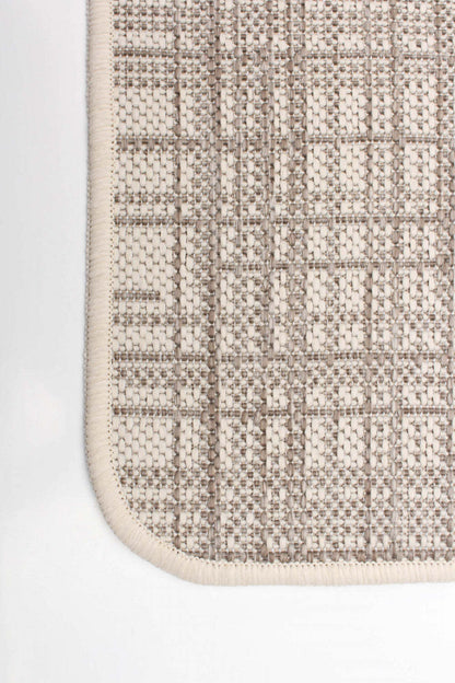 Panthea Ivory Area Rug - 4'4 X 6'5 |Carpette Panthea ivoire - 4 pi 4 po x 6 pi 5 po