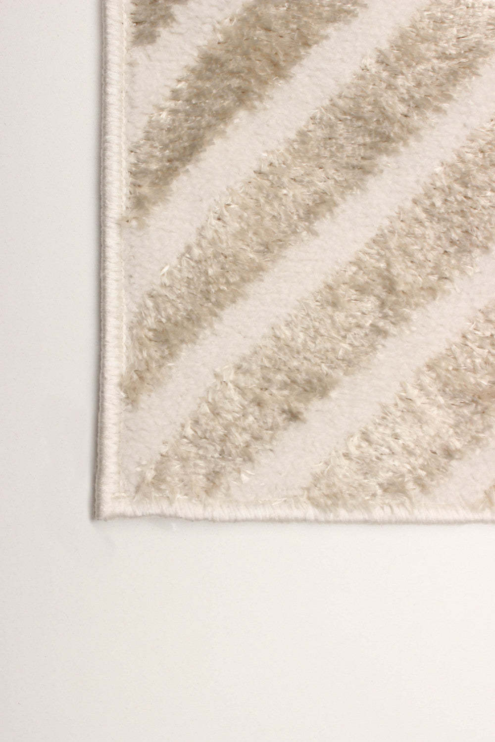 Tapis Roman Ivoire - 5'0 x 8'0|Tapis Roman Ivoire - 5 pi 0 po x 8 pi 0 po