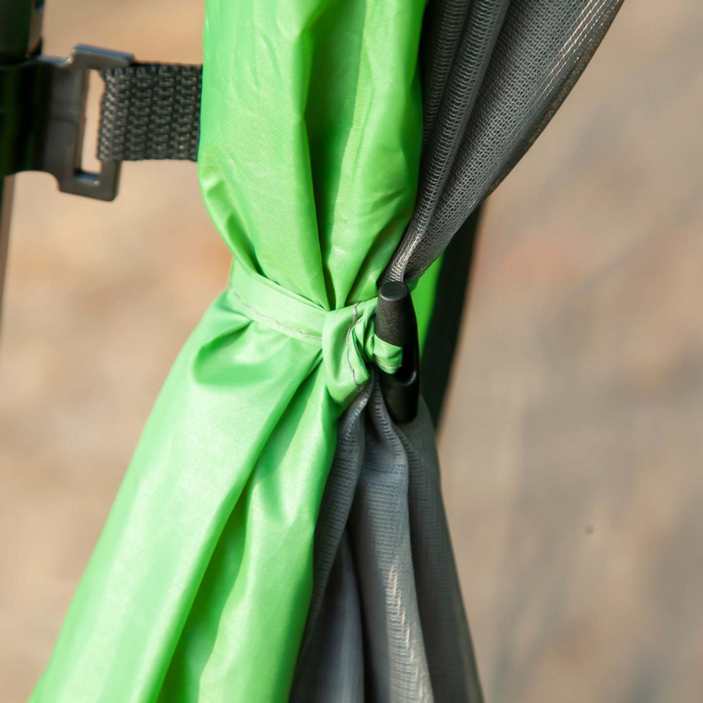 Outsunny Tente De Camping Design Pop-up 6 Personnes, Tente De Randonnée En Tissu A 2 Niveaux Avec 4 Fenêtres 2 Portes