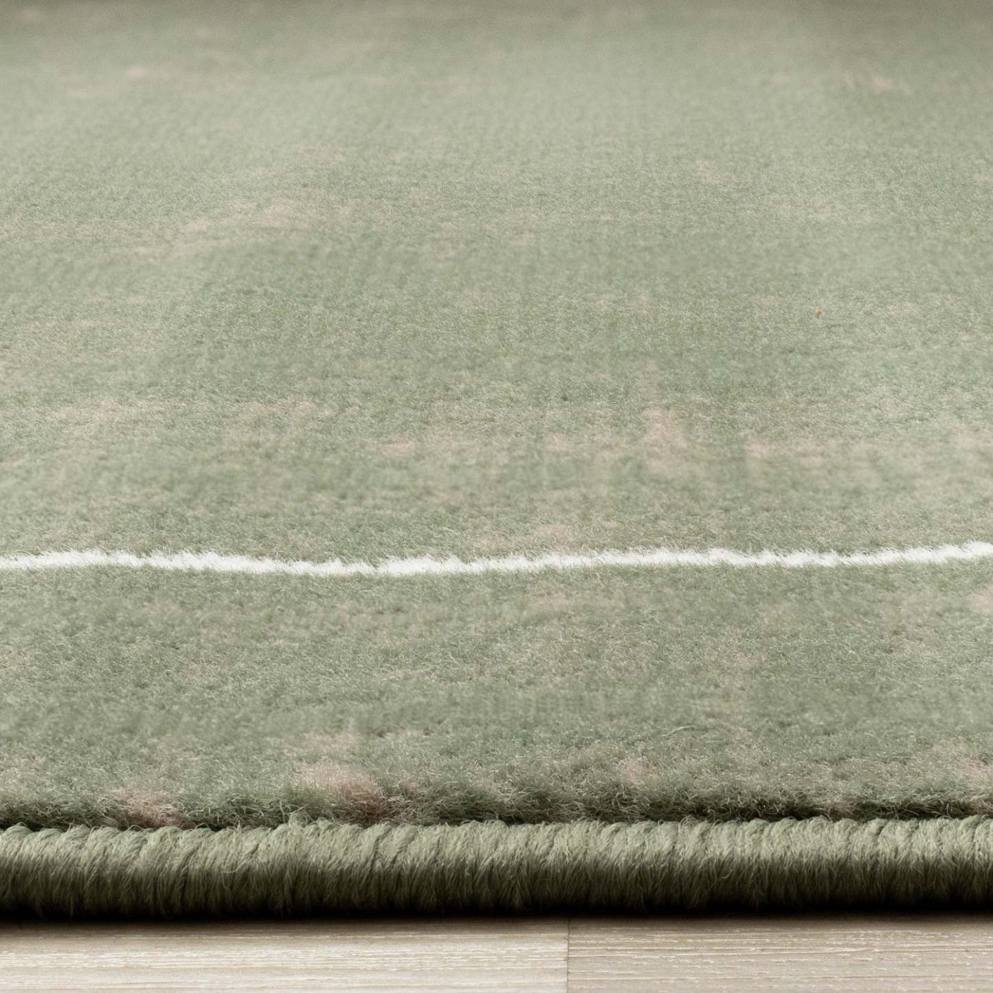 Forte Kids Soccer Playing Field Area Rug - 3'11 x 5'7|Carpette Forte à motif de terrain de soccer pour enfants - 3 pi 11 po x 5 pi 7 po