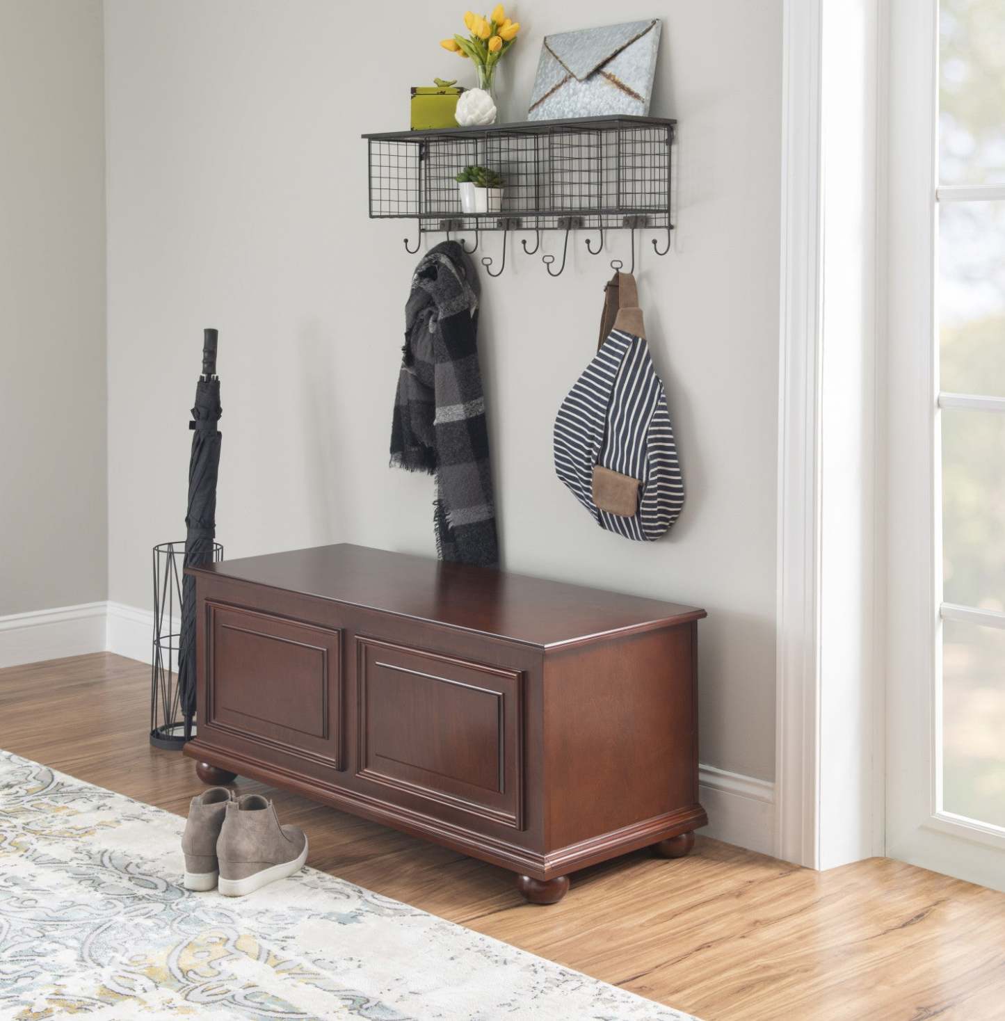 Chadwick Storage Chest - Cherry Cedar|Coffre de rangement Chadwick - cerisier avec cèdre