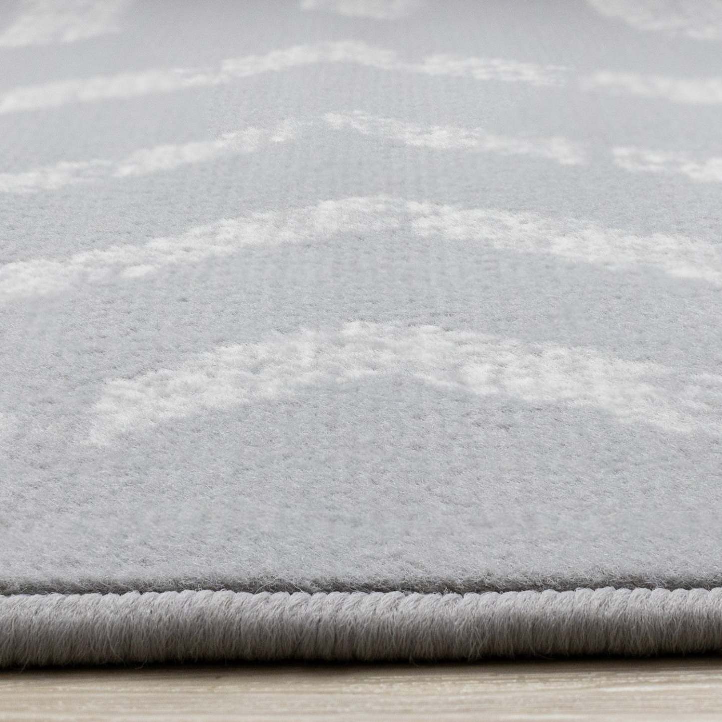 Tapis à rayures modernes Forte gris blanc - 5'3 x 7'5|Tapis Forte gris et blanc à rayures modernes - 5 pi 3 po x 7 pi 5 po