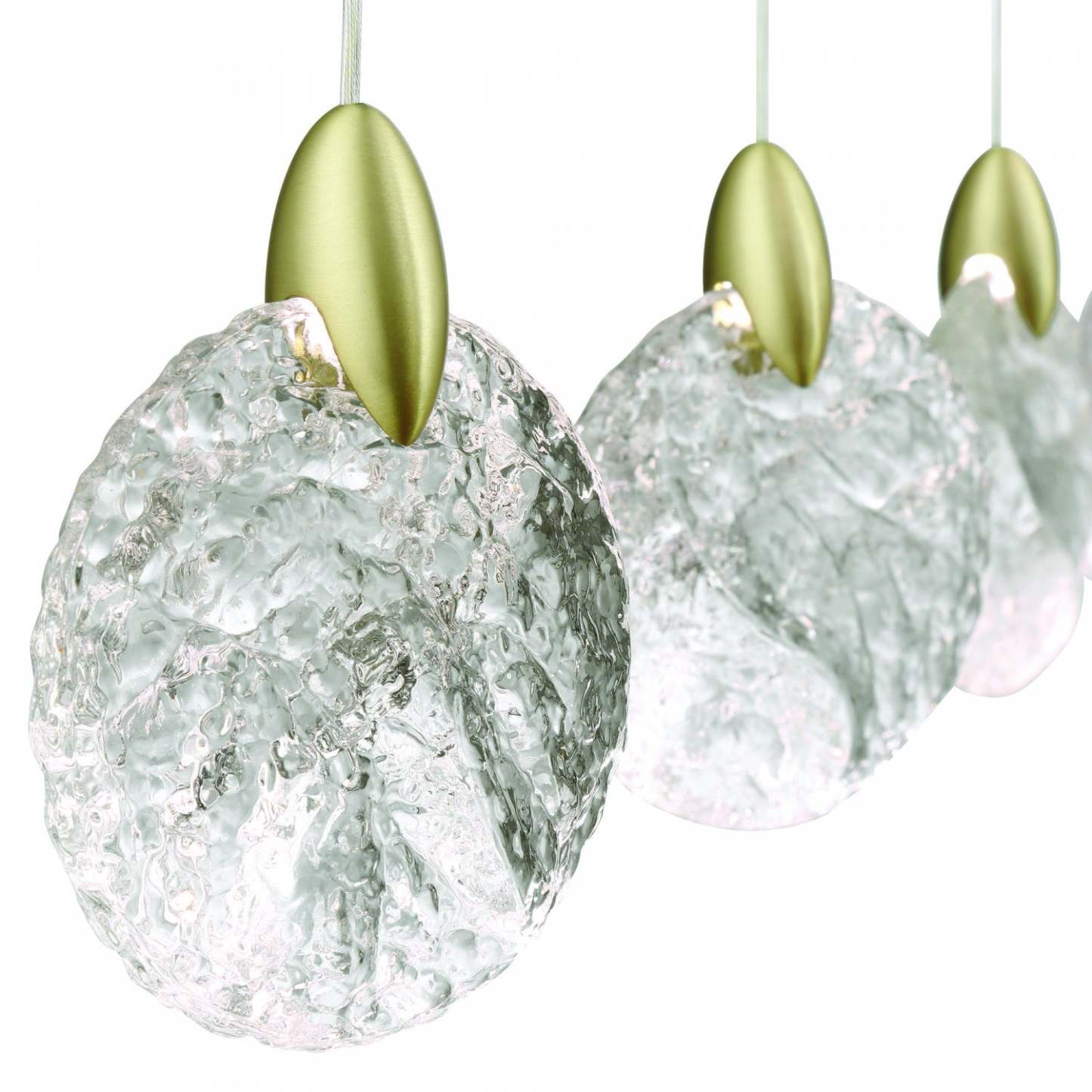 Snowflake 13 Light Integrated Led Island Light, Satin Brass Lamp | Luminaire d'îlot à 13 lampes à DEL intégrées Snowflake, laiton satiné