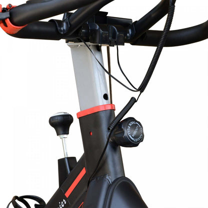 Vélo d'exercice stationnaire vertical Soozier Vélo d'entraînement cardio d'intérieur avec résistance réglable|Vélo d'exercice stationnaire vertical Soozier vélo d'entraînement cardio d'intérieur