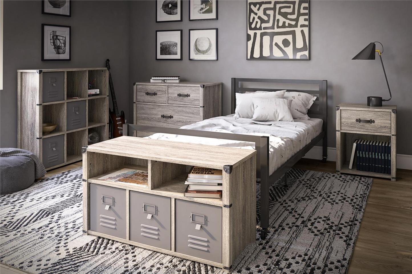 Little Seeds Nova Bedroom Storage Bench - Grey Oak|Banc de rangement Nova de Little Seeds pour la chambre à coucher - chêne gris