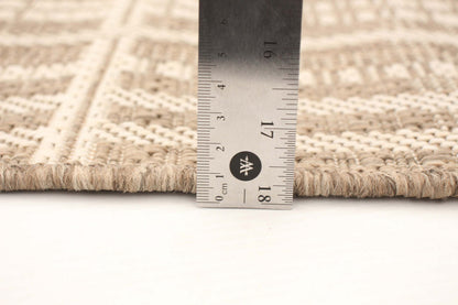 Tapis Sadie Burbury Taupe-Champagne - 160 x 230 cm | Tapis Sadie Burbury Taupe-Champagne - 160 x 230 cm | D28J0NEW