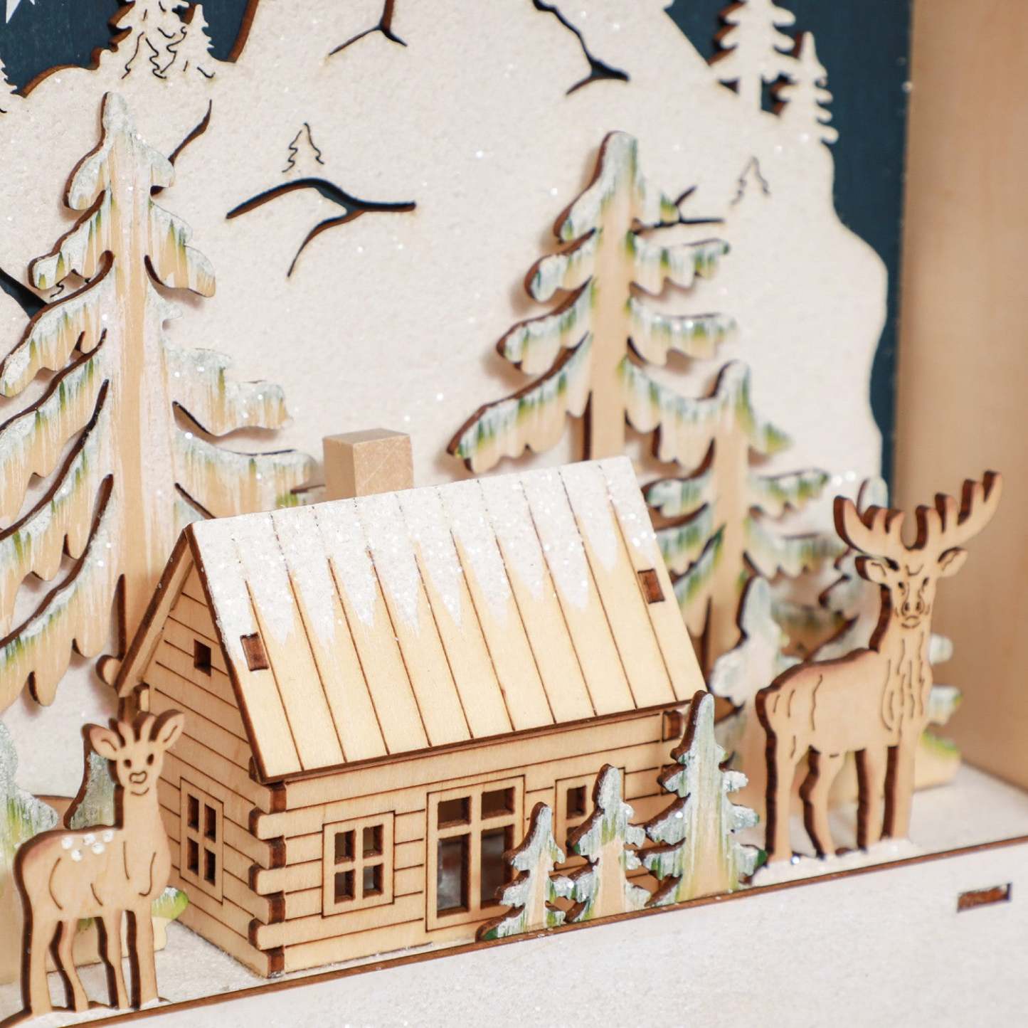 Homcom Calendrier De L'avent De Noël Avec 24 Tiroirs Et Lumières LED|Homcom Christmas Advent Calendar With 24 Countdown Drawers And LED Lights