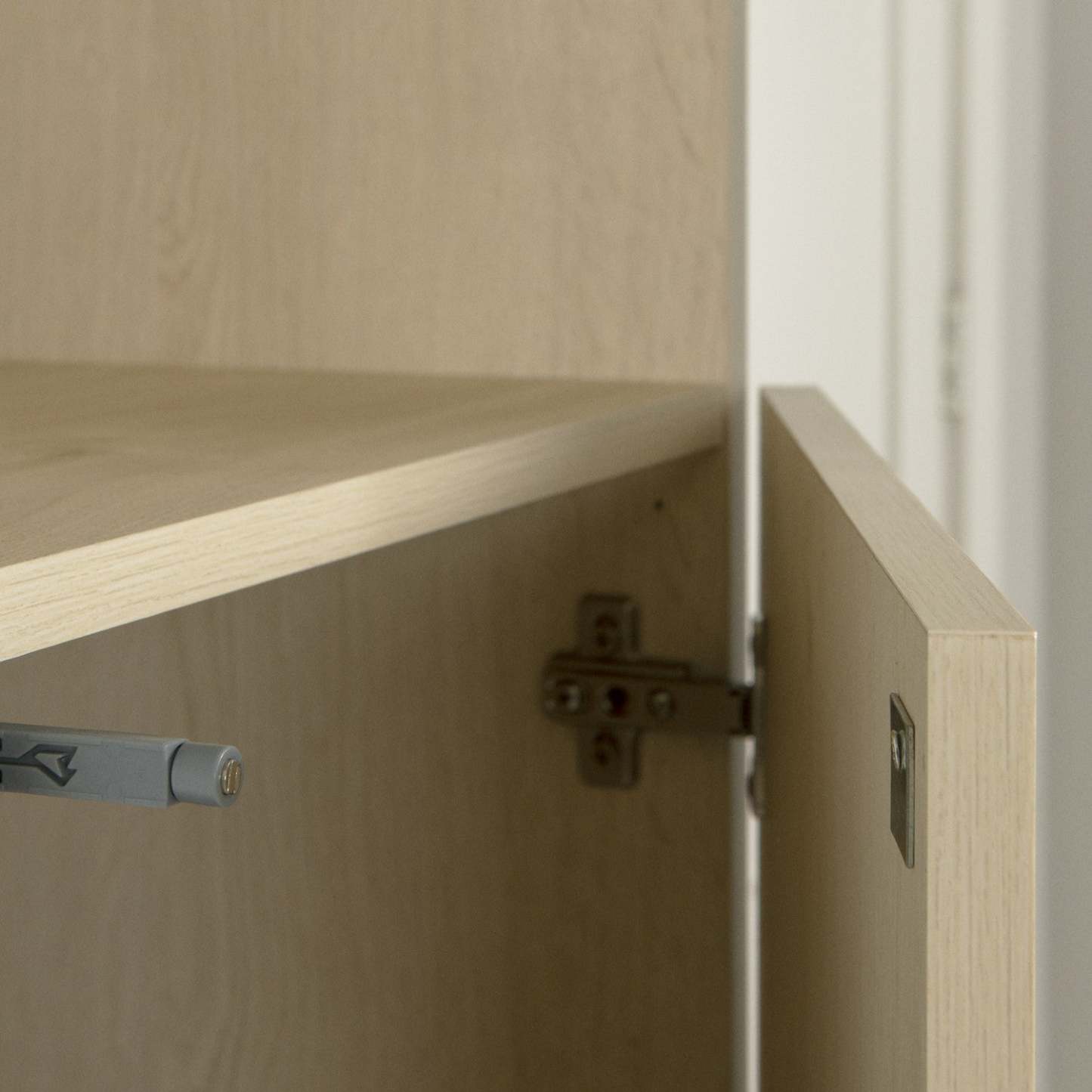 Liora 5-shelf Narrow Bookcase - Bleached Oak | Liora Bibliothèque Étroite 5 Tablettes - Chêne Blanchi