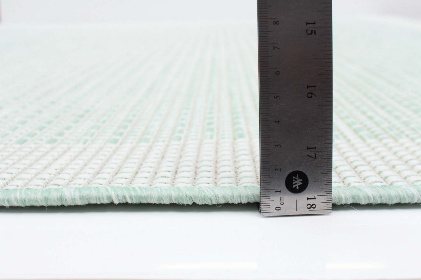 Carpette Neisha Classic menthe 5 pi 3 po x 7 pi 3 po|D86FWQ2Y