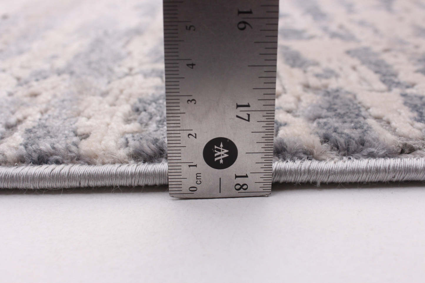 Tapis Dyani Taupe 6'7 X 9'6 Tapis|Carpette Dyani taupe 6 pi 7 po x 9 pi 6 po|D86F07WN