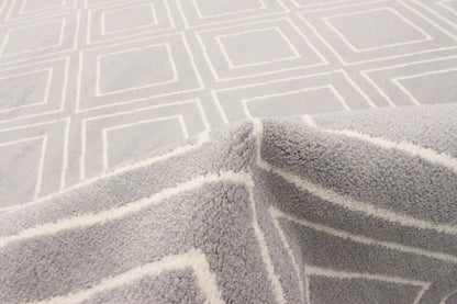 Tapis August Geod Gris-Blanc 7'10 x 10'2|Carpette August gris géodeblanc 7 pi 10 po x 10 pi 2 po|D86FFTX0