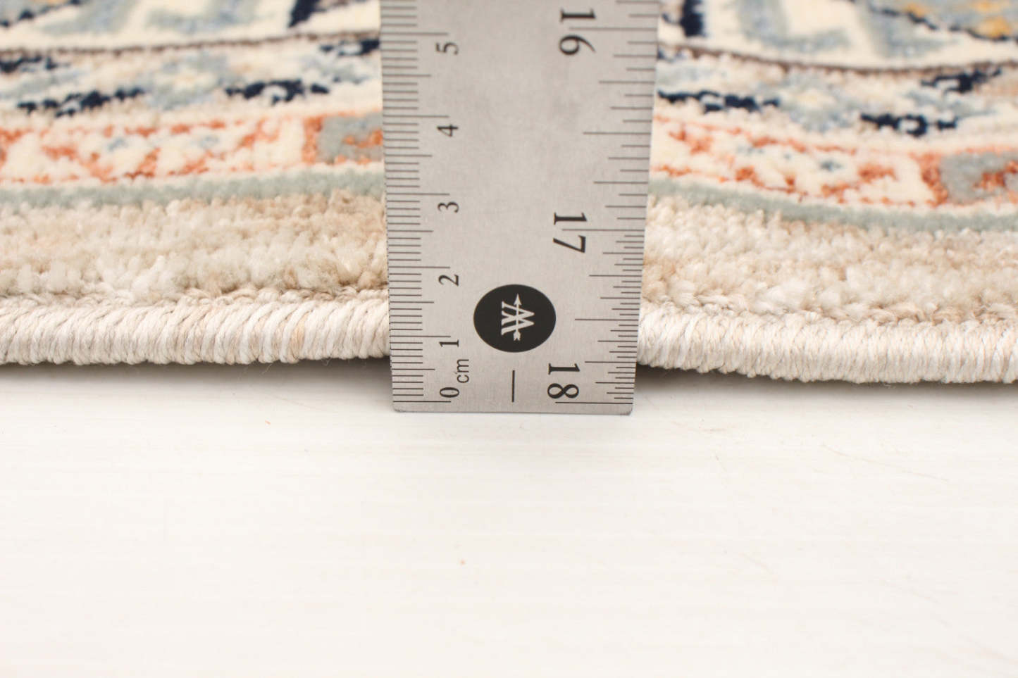 Quincy Ivory Area Rug - 7'10 x 10'2|Carpette Quincy ivoire - 7 pi 10 po x 10 pi 2 po |D2B5A75S