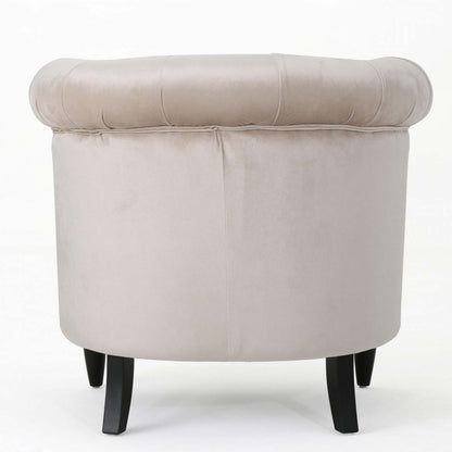 Chaise en tissu velours Akira avec capitonnage à boutons et garniture cloutée - Champagne | Fauteuil Akira En Tissu Velours Avec Capitonnage À Boutons Et Bordure Clouée - Couleur Champagne