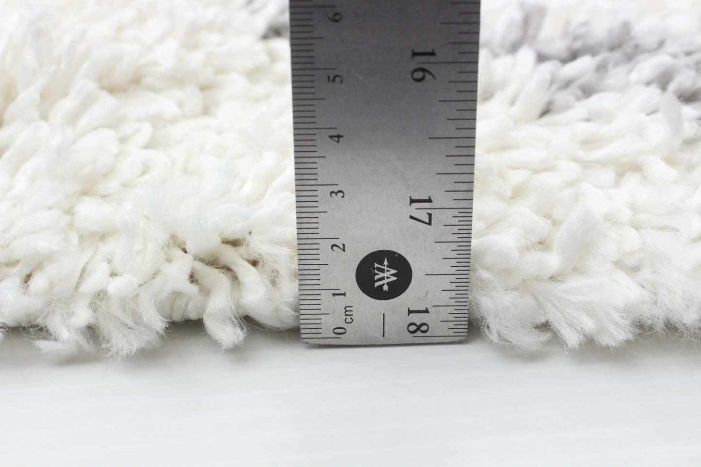 Carpette à poil long Helma Diamond crème 3 pi 11 po x 5 pi 11 po|D86F75LO