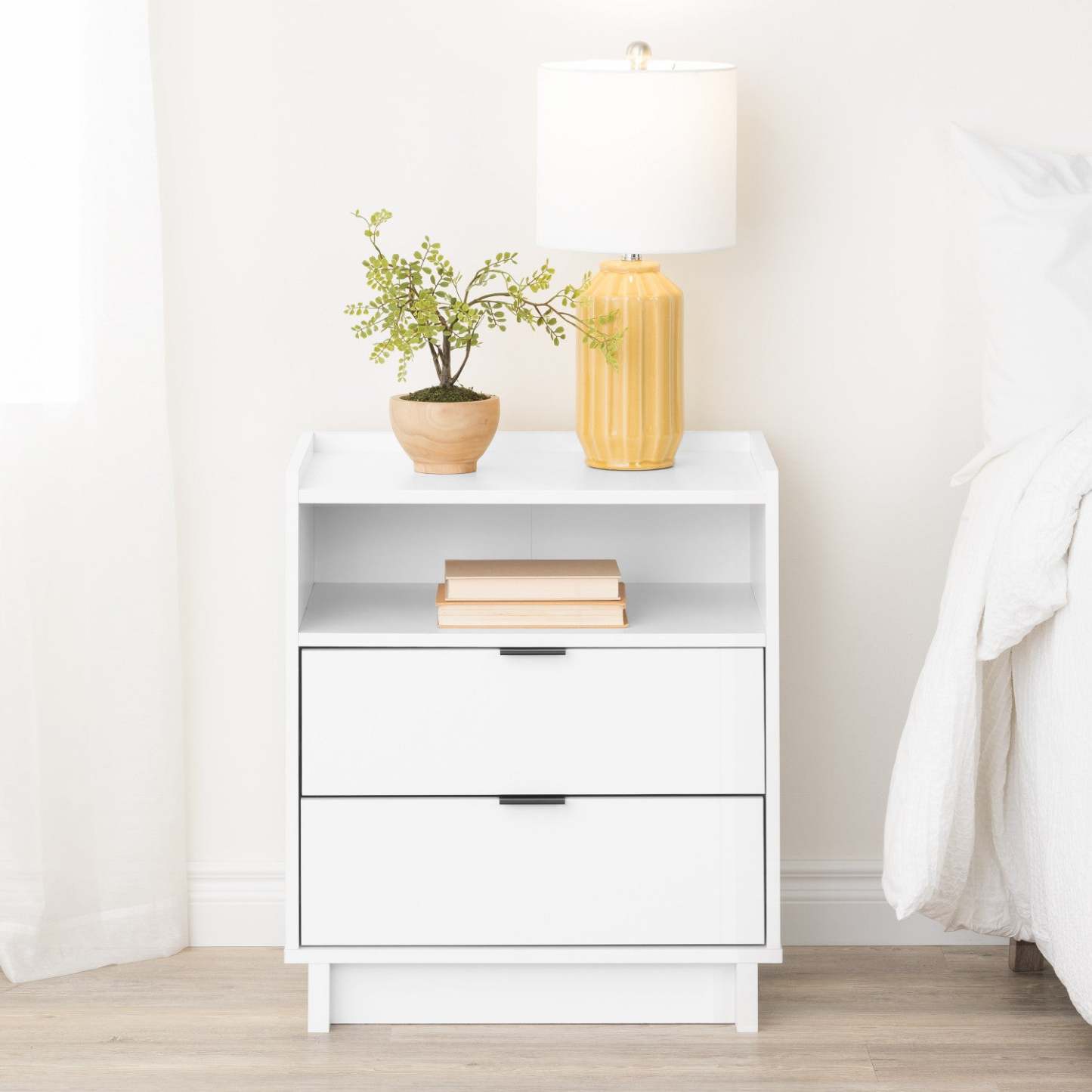 Prepac Simply Modern 23.75 2-Drawer Nightstand - White|Table de nuit Simply Modern de Prepac de 23,75 po à 2 tiroirs - blanche