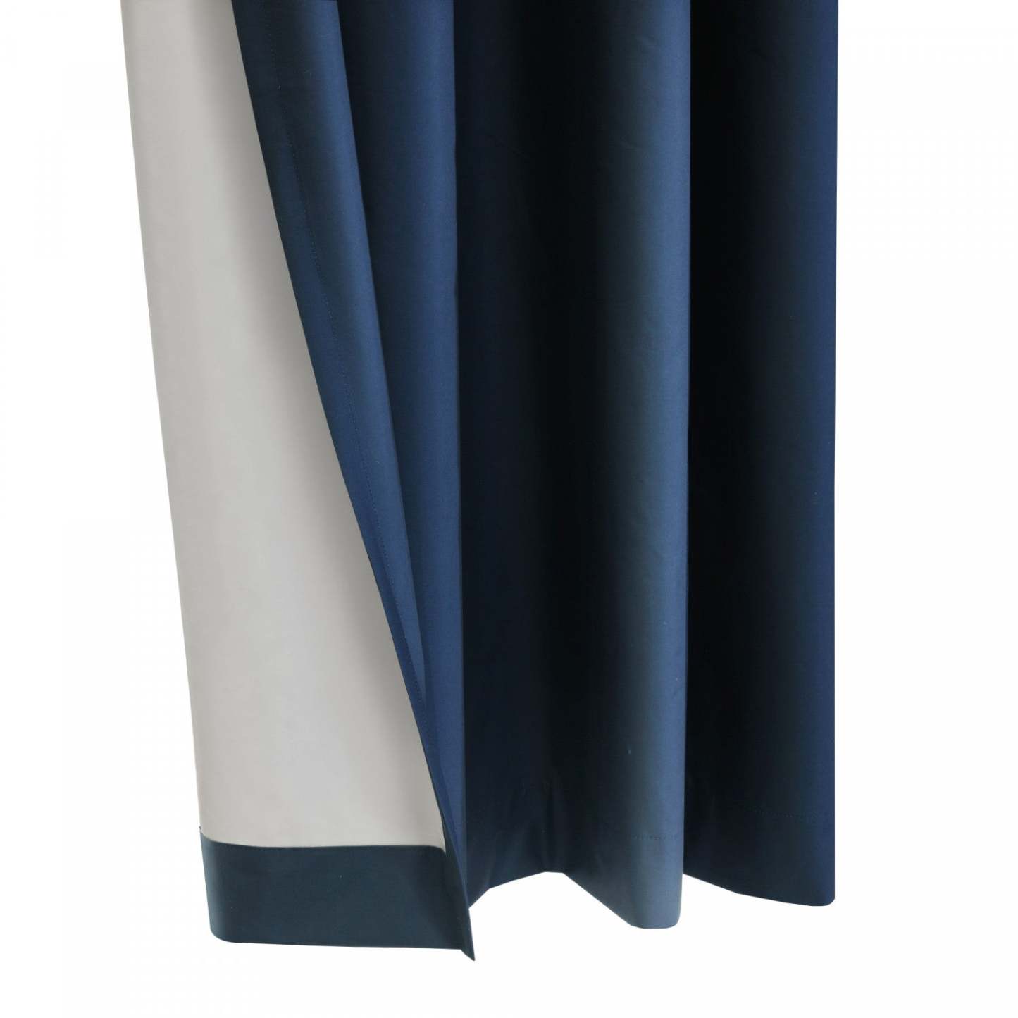 Thermaplus Alpine Navy Blackout Grommet Curtain Panel - 52 x 95|Panneau de rideau coupe-lumière à œillets Alpin bleu marine de Thermaplus - 52 x 95