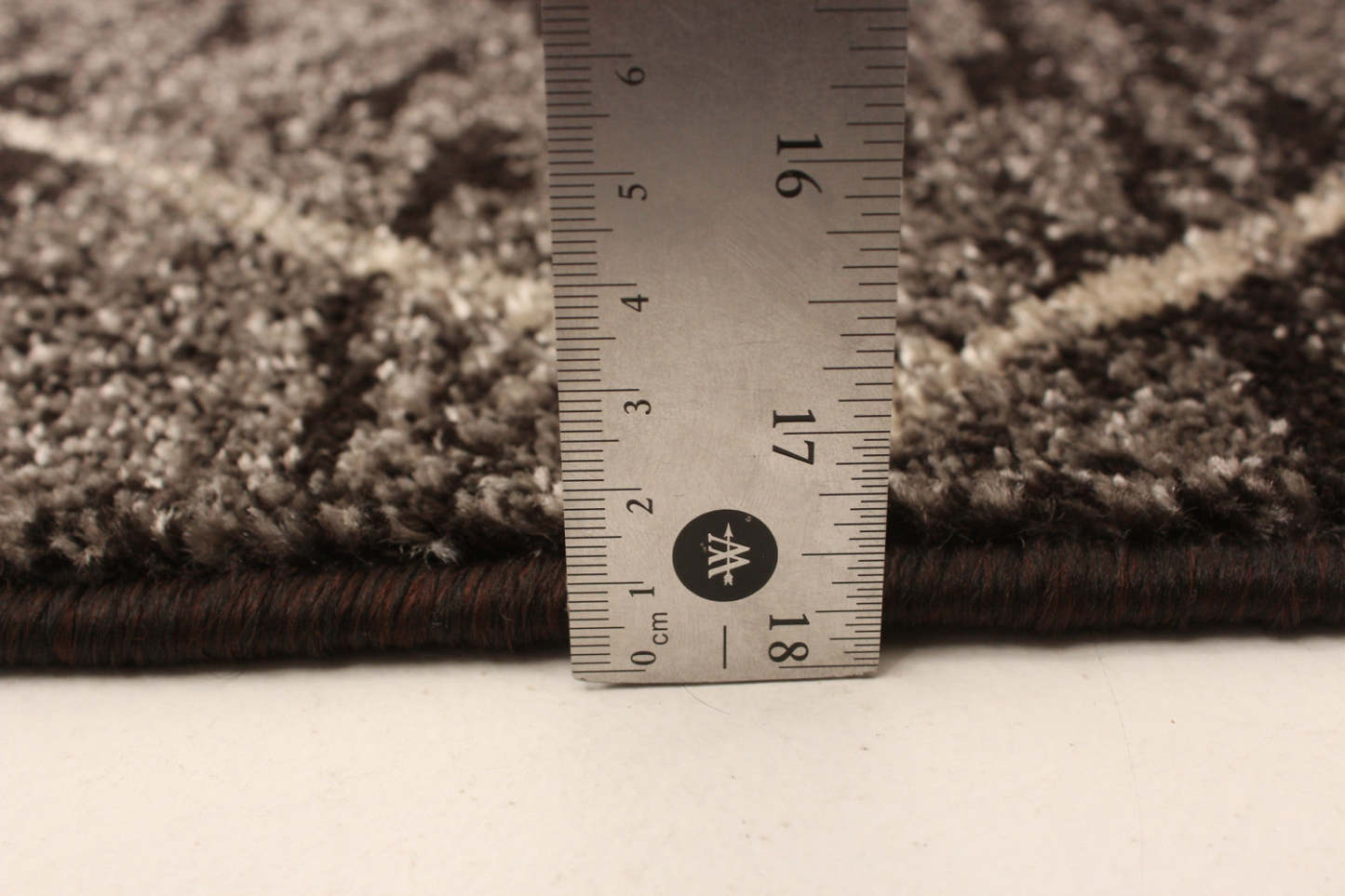 Tapis Grande Marron/Ivoire 7'10 X 10'2|Tapis Grande Marron / Ivoire 7pi 10 po X 10pi 2po| D26NEL4F|Carpette Grande ivoirebrune 7 pi 10 po x 10 pi 2 po|D26NEL4F