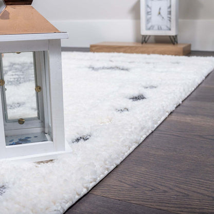 Carpette à poil long Lola grise à motif de diamants - 2 pi 7 po x 8 pi